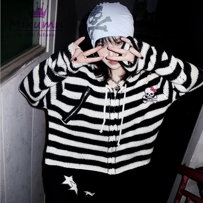 Women's Scene Striped Skull Graphic Hooded Knit Cardigan
