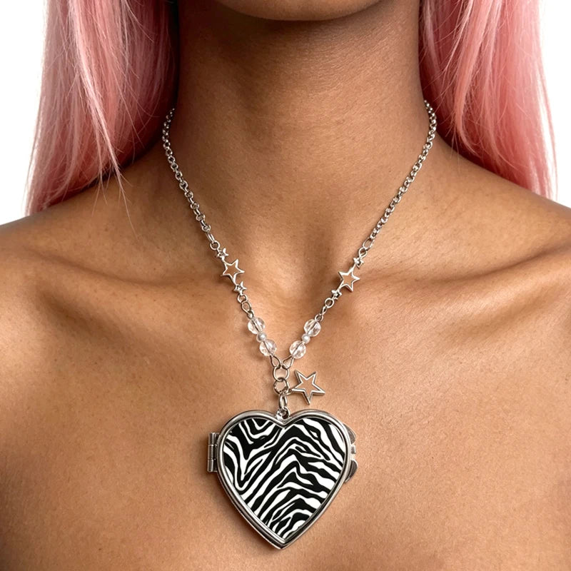 Scene Y2K Heart Mirror Pendant Necklace with Leopard and Zebra Print
