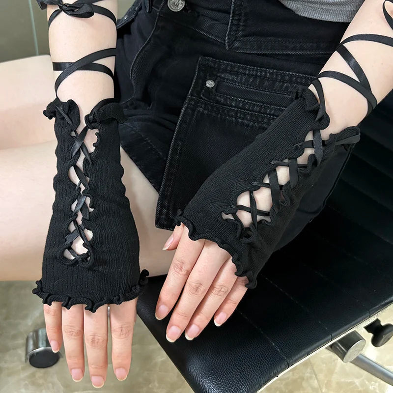 Scene Ruffle Lace-Up Fingerless Gloves