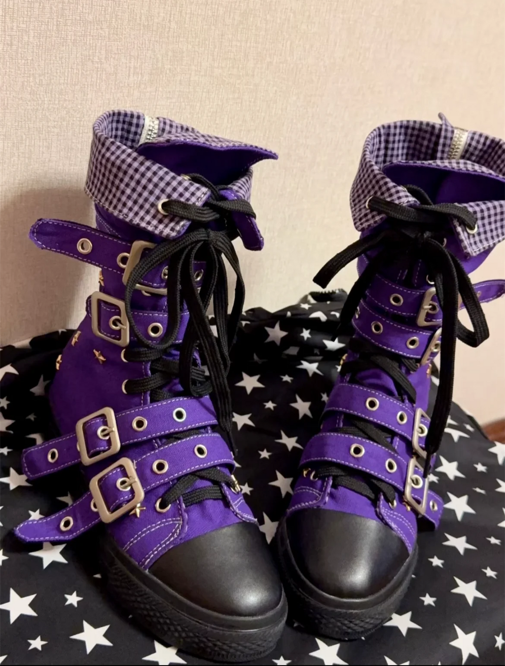Scene Punk Canvas Ankle Boots with Buckle Straps and Star Details