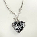 Scene Y2K Heart Mirror Pendant Necklace with Leopard and Zebra Print