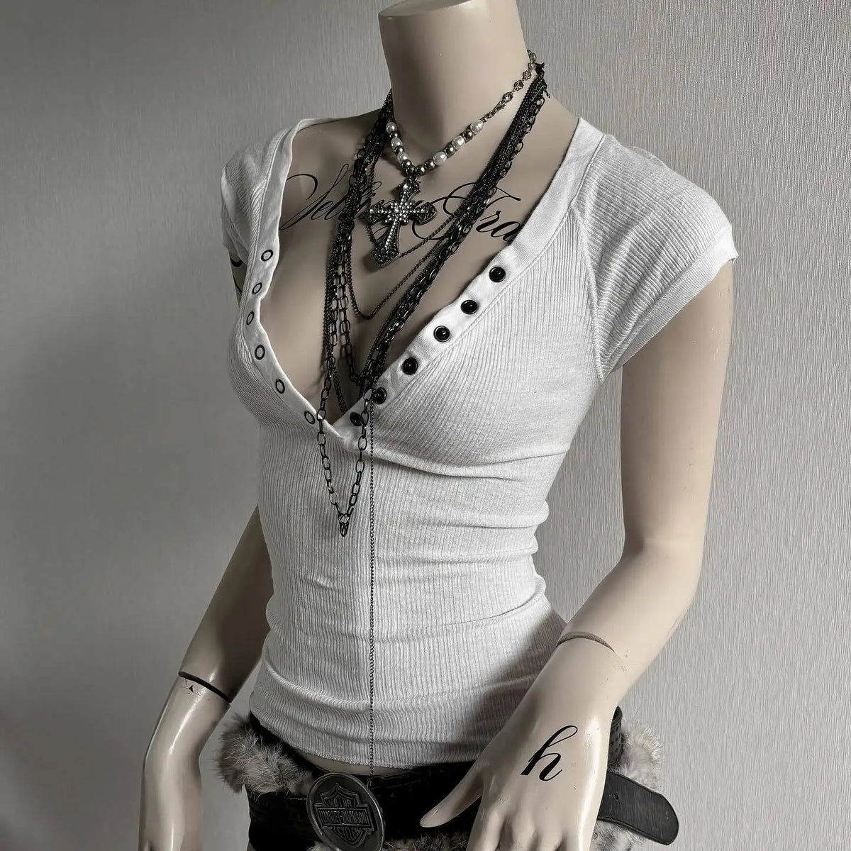 Scene Women's Striped Slim-Fit Short-Sleeve T-Shirt with Square Neckline