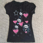 Scene Women's Black Skull and Heart Graphic Top