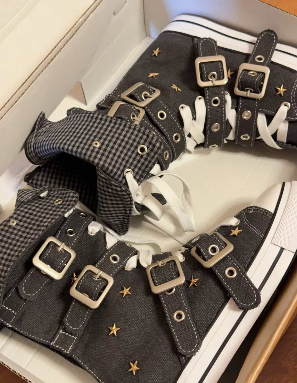 Scene Punk Canvas Ankle Boots with Buckle Straps and Star Details