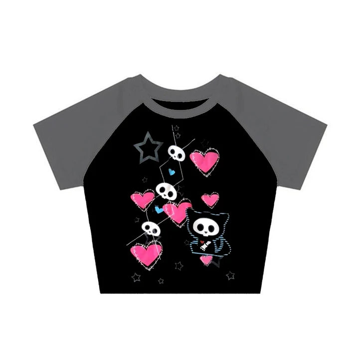 Scene Women's Black Skull and Heart Graphic Top