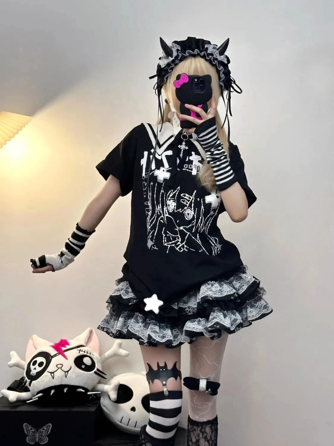 Scene Gothic Lace Tiered Mini Skirt