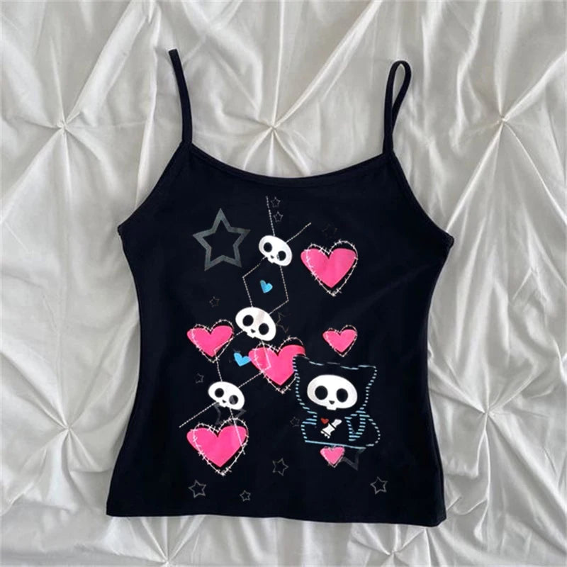 Scene Women's Black Skull and Heart Graphic Top