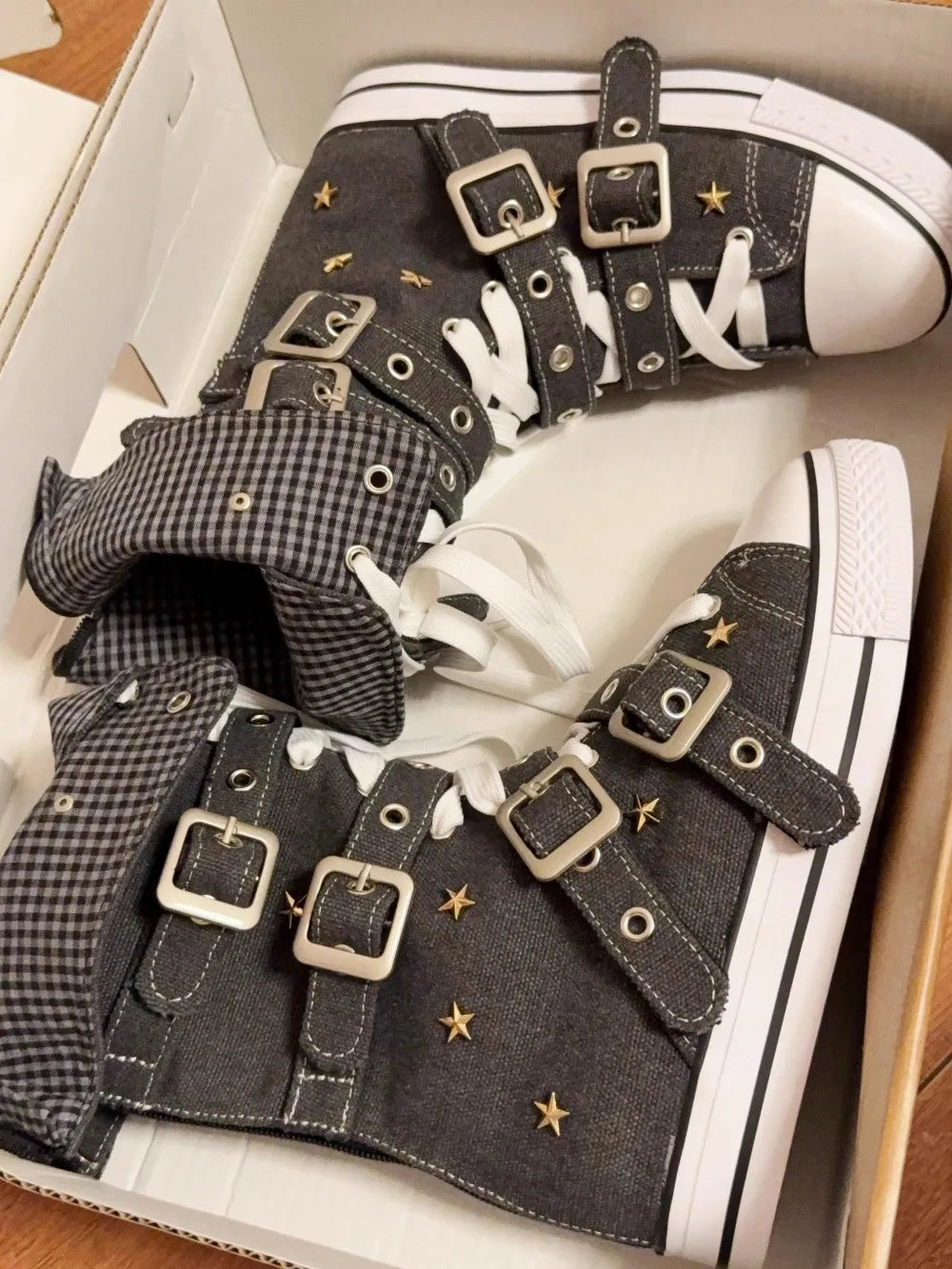 Scene Punk Canvas Ankle Boots with Buckle Straps and Star Details