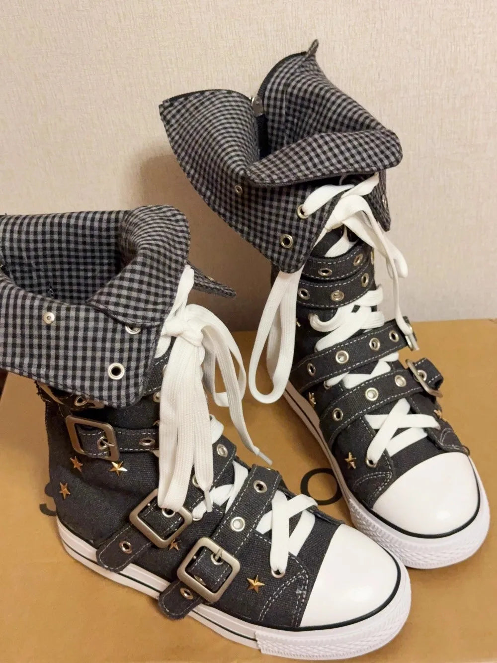 Scene Punk Canvas Ankle Boots with Buckle Straps and Star Details