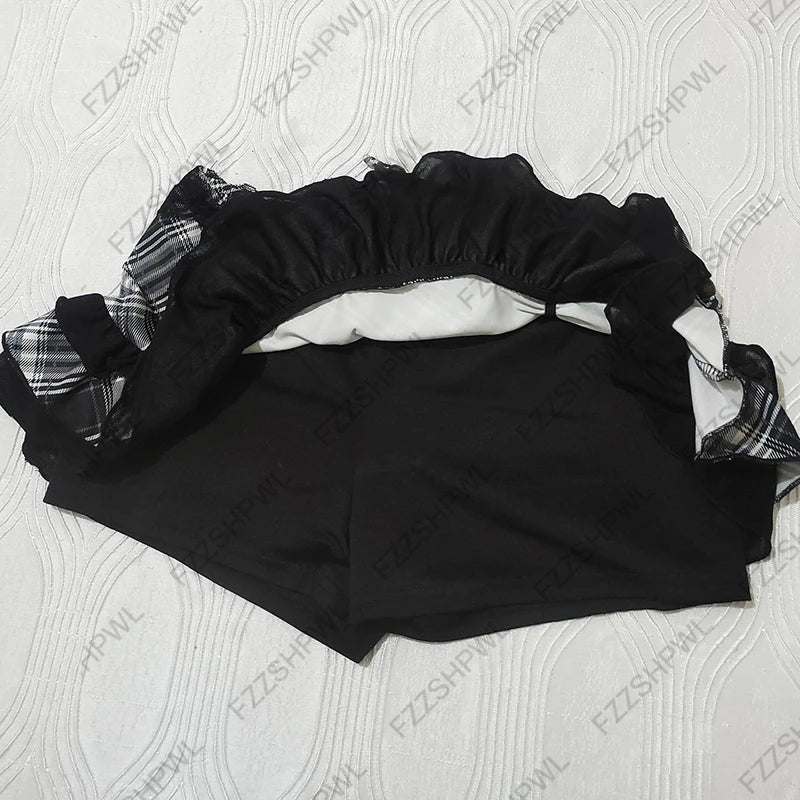 Scene Women's Black and White Plaid Lace-Trim Mini Skirt