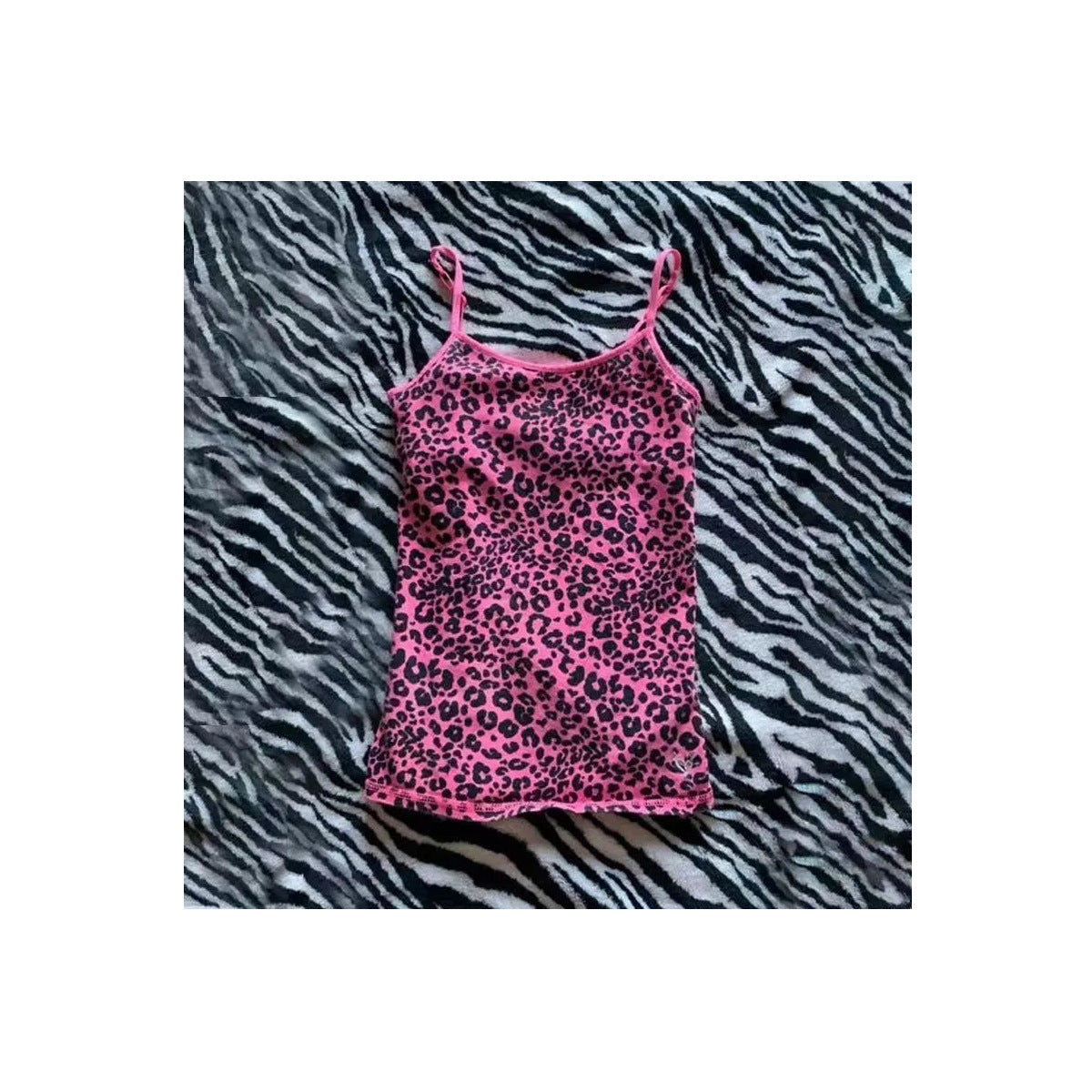 Casual Pink Fitted Leopard-Print Camisole — product view